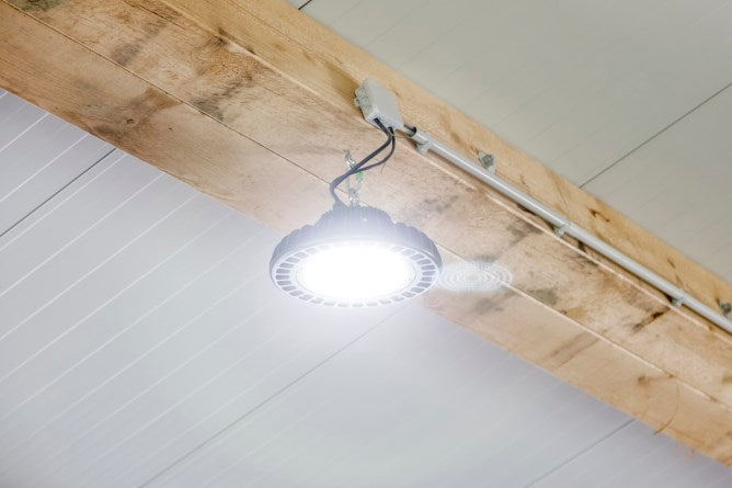 LED-kohdevalo, himmennettävissä