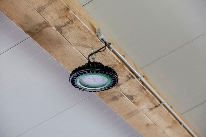 LED-kohdevalo, himmennettävissä