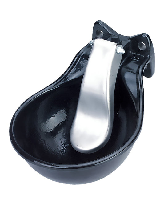 Metallinen vesikuppi kielellä