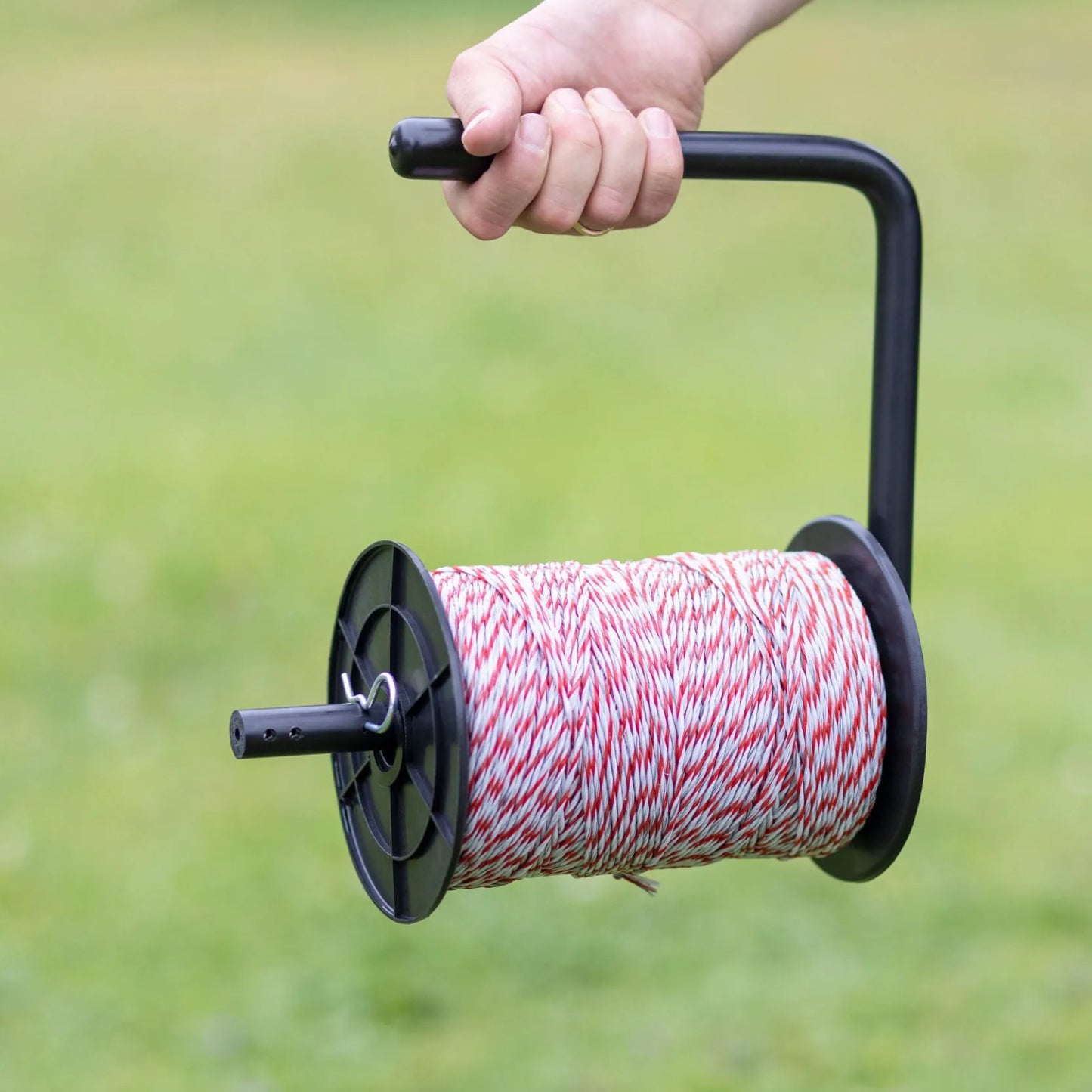Enhands upprullshjälp för rep och band – för enkel avrullning av ledarmaterial
