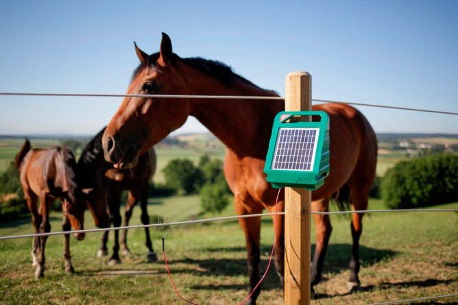 AKO SunPOWER S250 – Solaggregat 12V med batteri