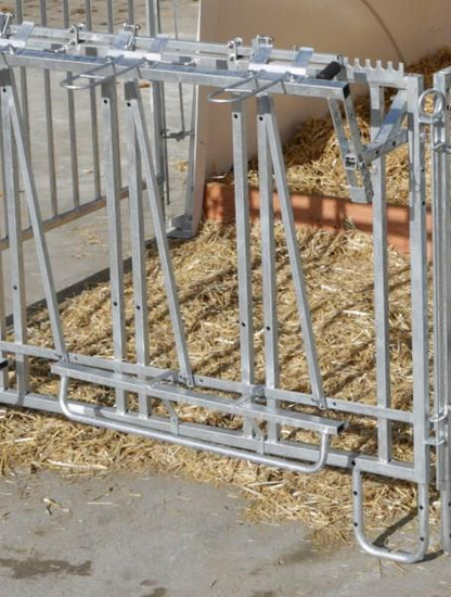 Upphängning långfodertråg