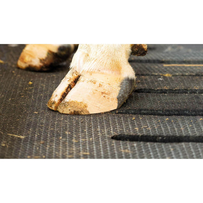 Kraiburg profiKURA S – Skräddarsydd 24 mm korundmatta för spaltgolv i gångar